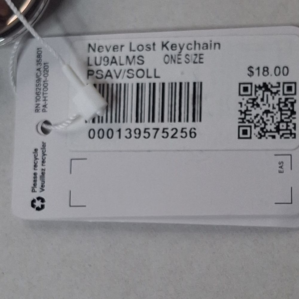 Lululemon Keychain - Picture 5 of 7